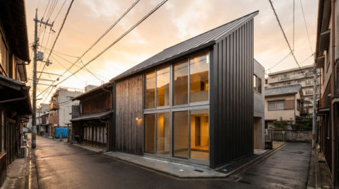 広島・狭小の町家
