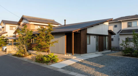 中山の丘の家